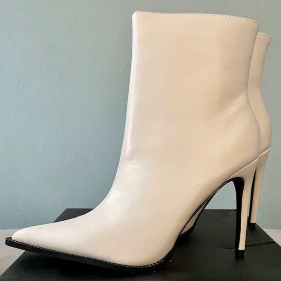 FASHION NOVA I Dare You Booties - Picture 5 of 5